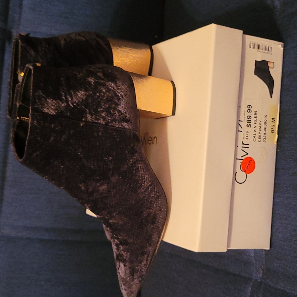 Deep Navy blue Calvin Klein suede Snake skin booties Gold heel - Picture 4 of 4